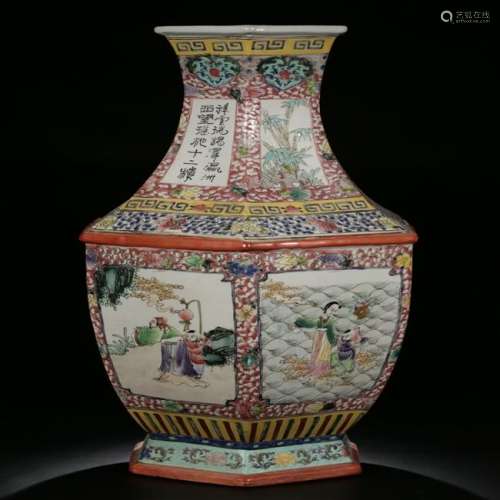 A CHINESE FAMILLE VERTE HEXAGON VASE (ZUN) WITH DOGUANG