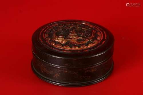 A FINE CHINESE GILT-BRONZE LACQUERED BOX, QIANLONG