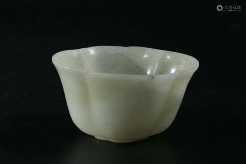 A CHINESE WHITE JADE FLOWE-MOUTH CUP, QIANLONG PERIOD,