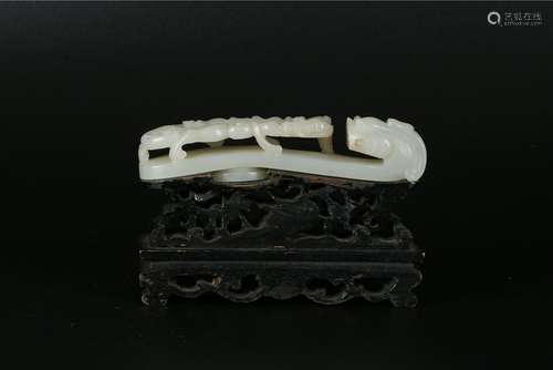 A CHINESE WHITE JADE BELT HOOK WITH ORIGIN BASE,