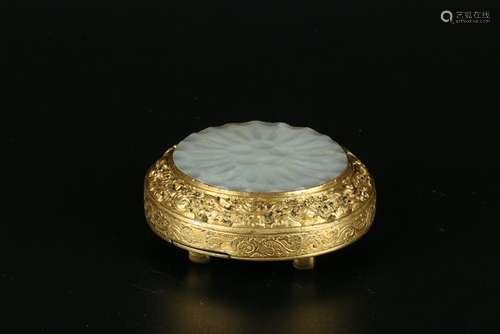 A CHINESE WHITE JADE BELT BUCKEL, QIANLONG PERIOD, QING