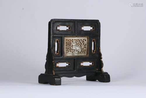 A CHINESE BLACK LACQUER TABEL SCREEN, SONG DYNASTY