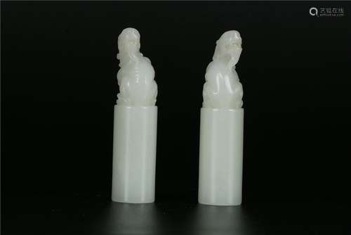 A PAIR OF CHINESE WHITE JADE SEALS, QING DYNASTY