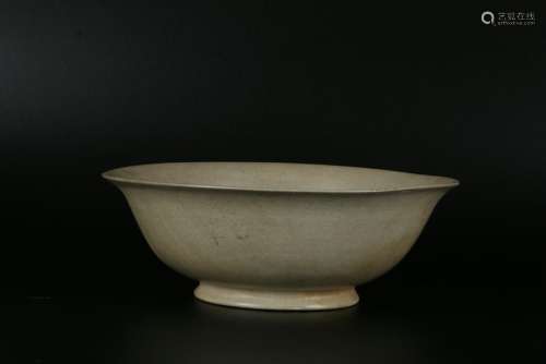 A CHINESE RU WARE BOWL, SONG DYNASTY