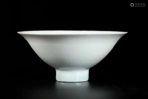 A CHINESE QINGBAI GLAZED TEA BOWL,YUAN DYNASTY