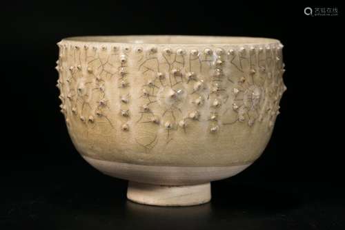 A CHINESE CELADON CUP,SUI DYNASTY