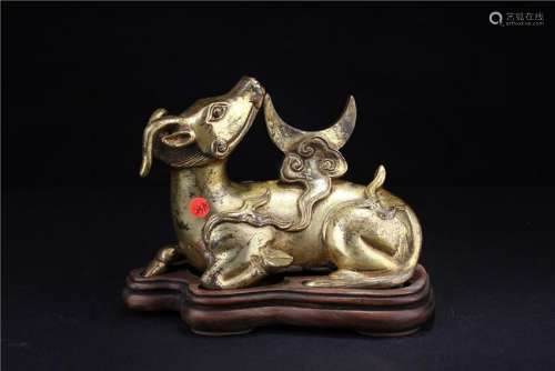 A CHINESE GILT-BRONZE DEER STATUE WITH BASE, QING