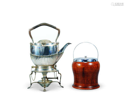 二十世纪 银酒精灯壶、糖缸两件