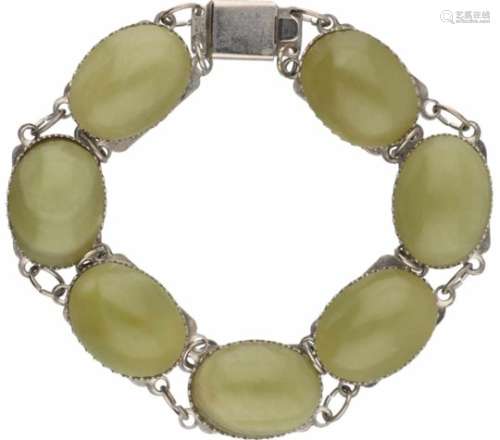 Armband, groene agaat.L: 19 cm. Gewicht: 31 gram.Bracelet, green agate.L: 19 cm. Weight: 31 grams.