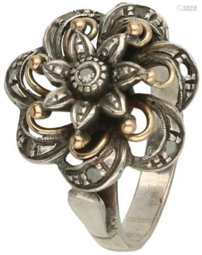 Bloemvormige ring zilver, diamant - 925/1000.Met geelgouden details. 1 Single cut geslepen
