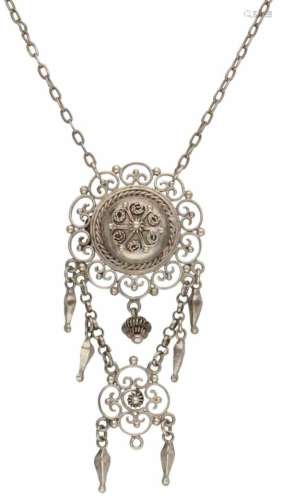 Antiek collier met hanger zilver - 925/1000.L: 40 cm. Gewicht: 7,2 gram.Antique necklace with
