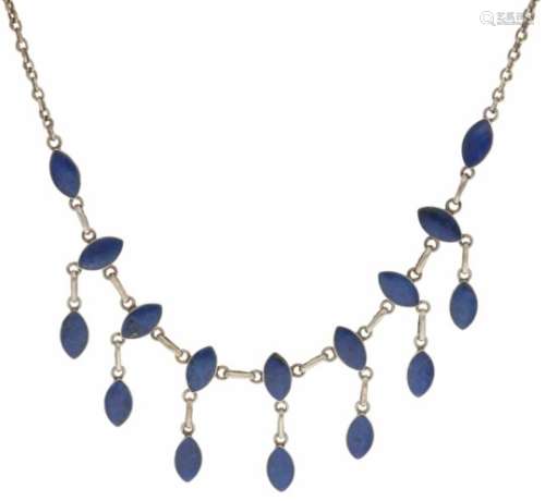 Collier zilver, lapis lazuli - 925/1000.L: 49 cm. Gewicht: 13 gram.Necklace silver, lapis lazuli -
