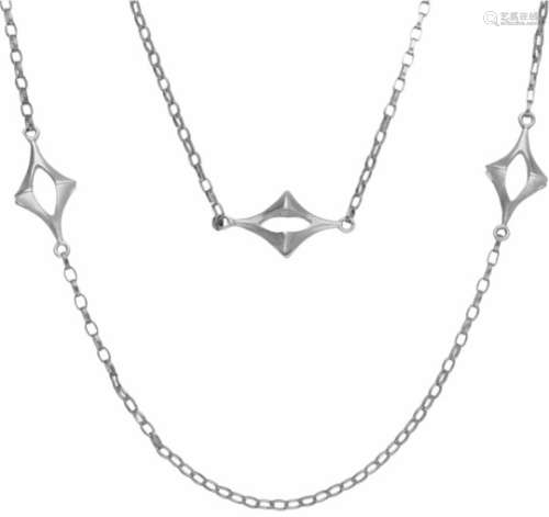 Collier zilver - 835/1000.Met tussenstukken. L: ca. 40 cm. Gewicht: 10,9 gram.Necklace silver -