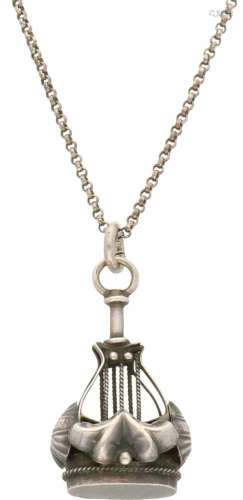 Ketting zilver - 925/1000 en 835/1000.Met chatelaine hanger. L: 72 cm. Gewicht: 11,7 gram.Necklace