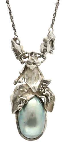 Vintage collier met hanger zilver, parelmoer - 835/1000.Setje met oorbellen (3438), ring (3427) en