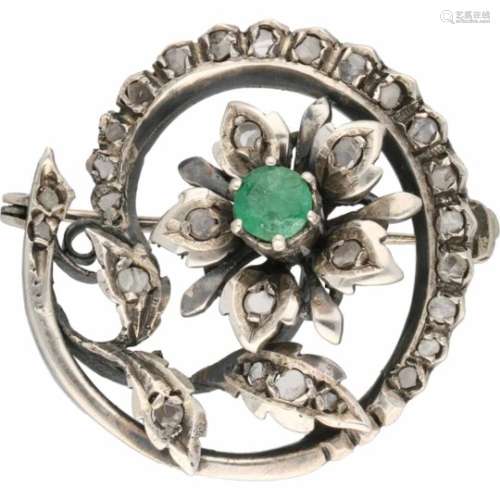 Antieke broche goud/zilver, diamant en smaragd - 14 kt. en 800/1000.29 Roos geslepen diamanten (