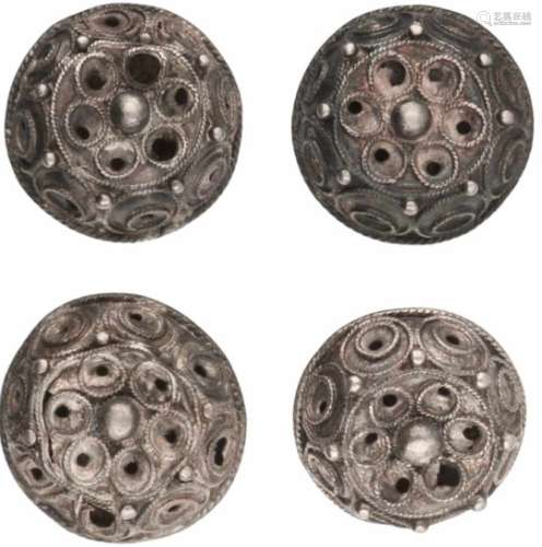 Lot antieke broeksknopen zilver - 925/1000.D: 2 cm. Gewicht: 11,3 gram.Lot of antique pants