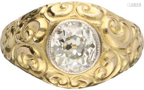 Solitair ring geelgoud, ca. 1.50 ct. diamant - 14 kt.1 Cushion geslepen diamant (ca. 1.50 ct.).