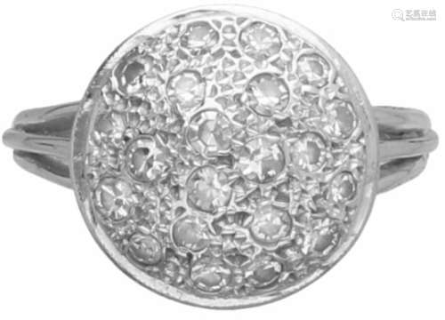 Ring witgoud, ca. 0.35 ct. diamant - 18 kt.21 Single cut geslepen diamanten (14x ca. 0.02 ct. en
