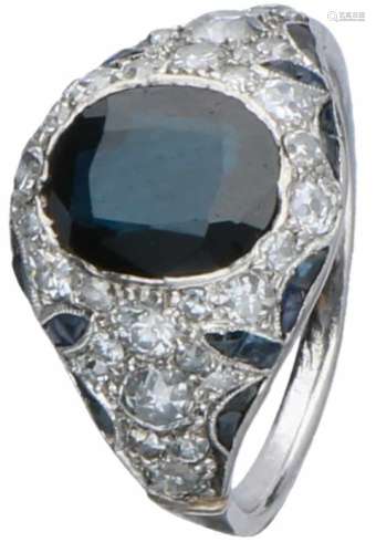 Art Deco ring witgoud met platinum verguld, ca. 0.74 ct. diamant en saffier - BWG 9 kt.12 Old