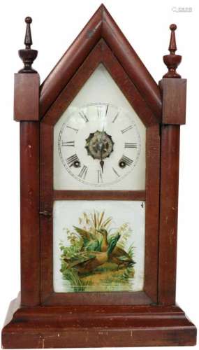 Een Ansonio Clock Co. Gothic Clock. 8 dagen gangreserve met wekker. Een voorstelling van eenden of