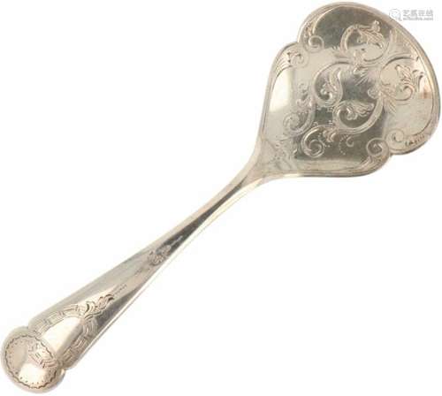 Pasteischep zilver.Biedermeier gedecoreerd model in gelobde vorm. Nederland, 's-Gravenhage, G. L. J.