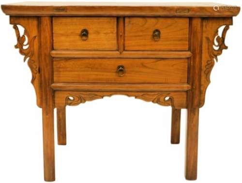 Een koloniale wandtafel, China.Afm. 100 x 82 cm.A colonial wall table.Dim. 100 x 82 cm.