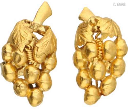 Oorbellen geelgoud - 18 kt.Druiventros. LxB: 1,8 x 0,9 cm. Gewicht: 3,16 gram.Earrings yellow gold -
