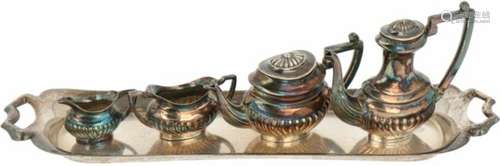 (5) delige set miniatuur servies zilver.W.o. koffie en theepot en roomstel op dienblad in Art Deco