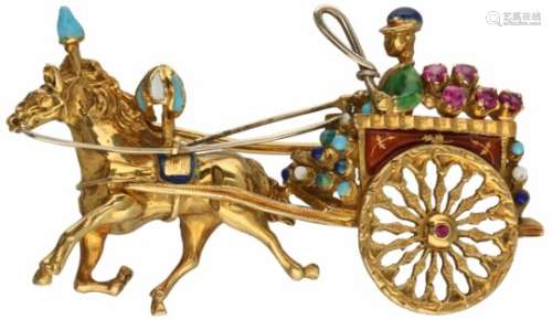 Broche bicolor goud, robijn en emaille - 18 kt.Ruiter met wagen. LxB: 2,9 x 5 cm. Gewicht: 11,32