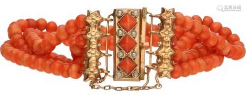 Antieke armband rosegoud, bloedkoraal en zaadparel - 14 kt.Op rood draad geregen, met