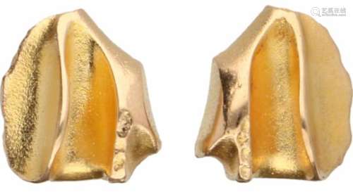 Lapponia design oorbellen geelgoud - 14 kt.Designer Björn Weckström. LxB: 1 x 1,1 cm. Gewicht: 2,
