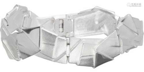 Lapponia 'Origami' design armband zilver - 925/1000.Designer Zoltan Popovits. L: 19 cm. Gewicht: