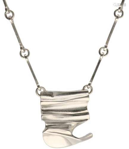 Lapponia design collier met hanger zilver - 925/1000.Designer Björn Weckström. L: 38 cm. Gewicht: