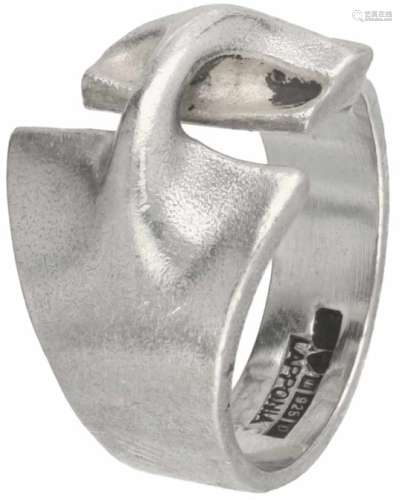 Lapponia 'Styks' design ring zilver - 925/1000.Designer Björn Weckström. Ringmaat: 16,75 mm.