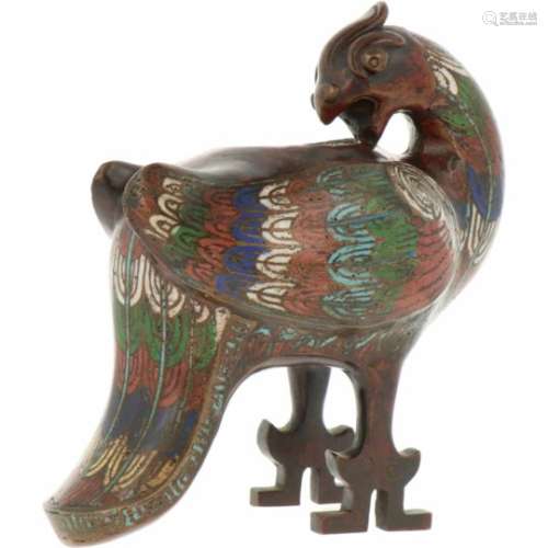 Een cloisonne wierrookbrander in de vorm van een Qilin. China, eind 18e eeuw.Deksel mist. Afm. 19