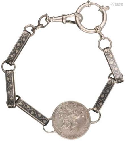 Zakhorloge ketting zilver, nielo - 925/1000.Met munt. L: 23,5 cm. Gewicht: 19,2 gram.Pocket watch