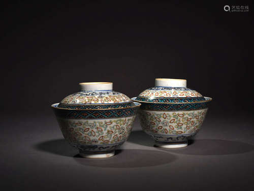 A PAIR OF BLUE AND WHITE AND GILT-DECORATED TUREENS, 19TH CENTURY