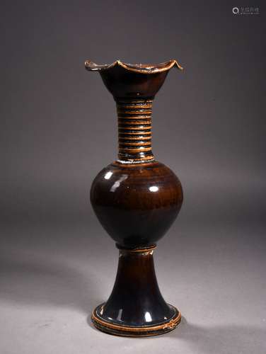 A BLACK-GLAZED BANDED VASE, SUNG DYANSTY