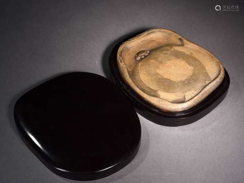 AN INK STONE, 18TH CENTURY