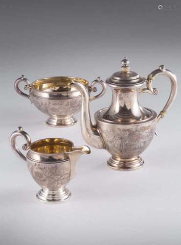 Tee-Service 3-teilig,Silber. Russland, St. Petersburg um 1900. Ivan Elimovitch Morozov. Kanne,