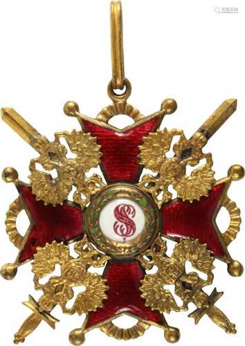 St. Stanislaus-Orden,Kreuz 2. Klasse mit Schwertern. Kreuz Bronze vergoldet und emailliert, 48mm,