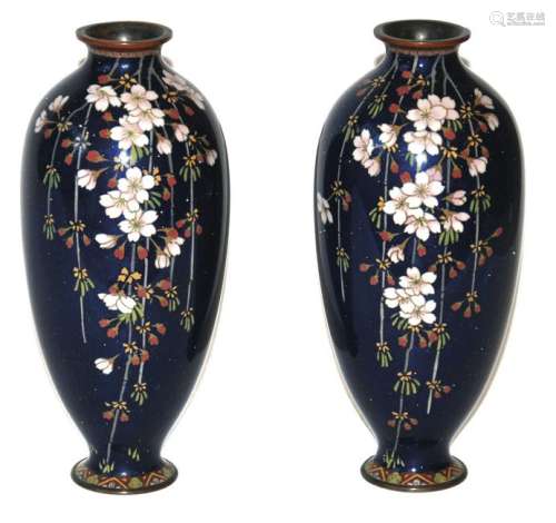 Giappone coppia di vasi cloissonet primi