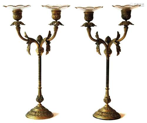 coppia di candelabri in bronzo dorato e