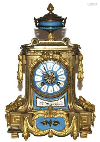 orologio da tavolo in bronzo dorato e porcellana