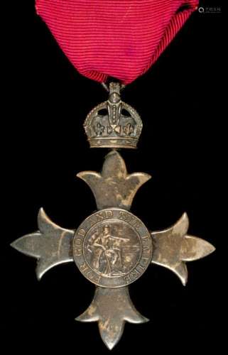 THE MOST EXCELLENT ORDER OF THE BRITISH EMPIRE MEMBER'S SILVER BADGE (MBE) 1st Type, hallmarked