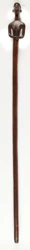 TRIBAL ART. A ZULU CARVED WOOD PRESTIGE STAFF IN THE MANNER OF THE 'BABOON MASTER', LATE 19TH C 99cm