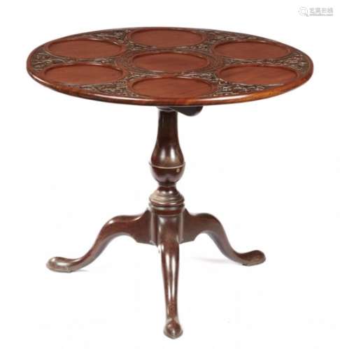 A GEORGE III MAHOGANY TRIPOD TABLE, C1780 with carved top, 70cm h, 82cm diam ++Top carved at later