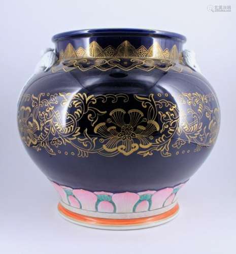 Large Famille Rose Swallow Urn with Gold Gilted Fl