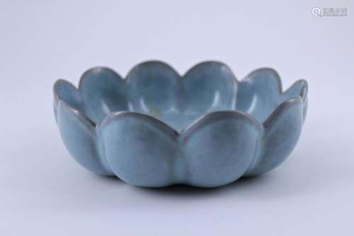 Song Ruyao Porcelain Lotus Bowl